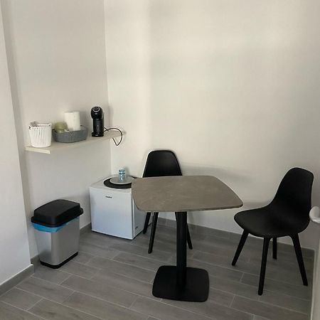 Pm 29 Guest House Алгеро Екстериор снимка